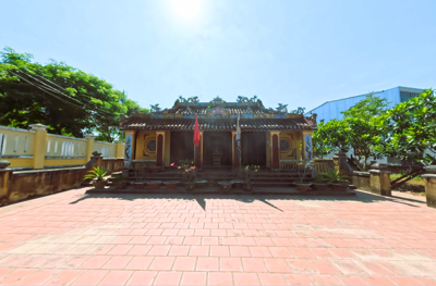 Đình làng Cẩm Toại